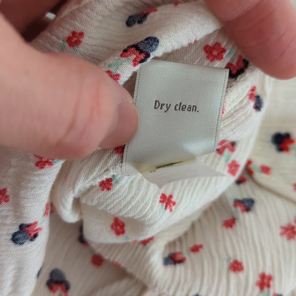 XS Lauren Conrad Disney no sleeve blouse - Picture 6 of 7